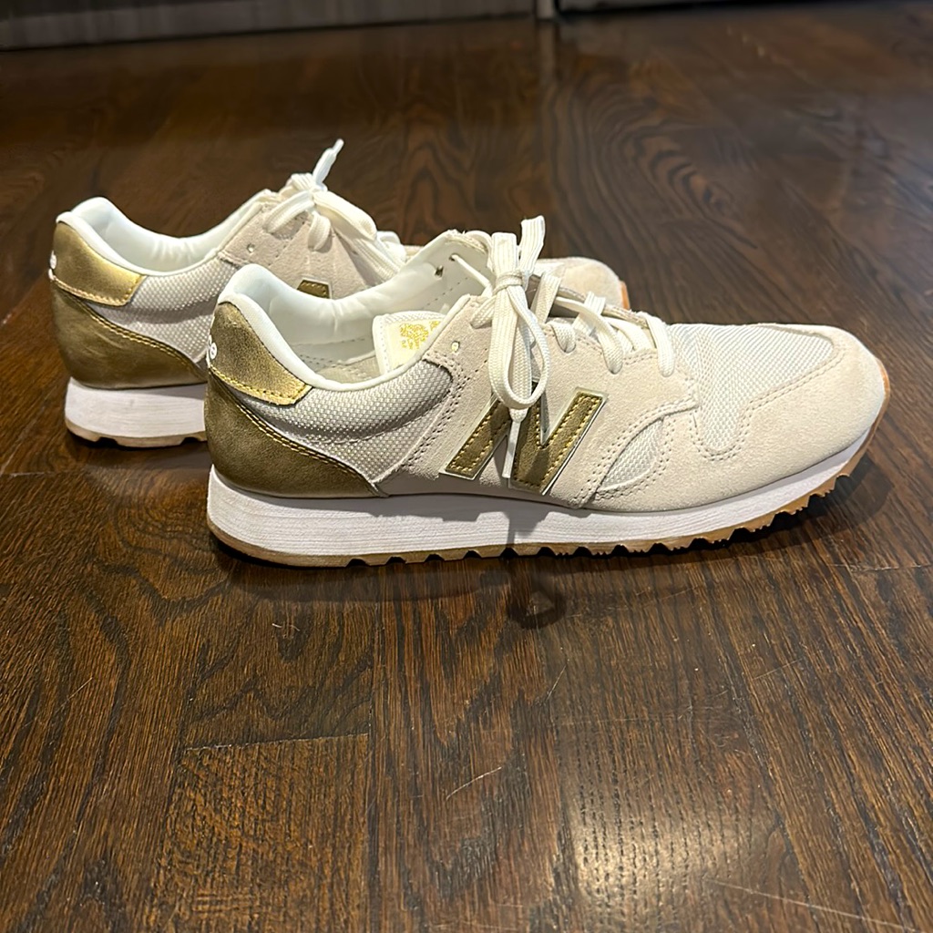 New Balance 520 Sneakers Brand New